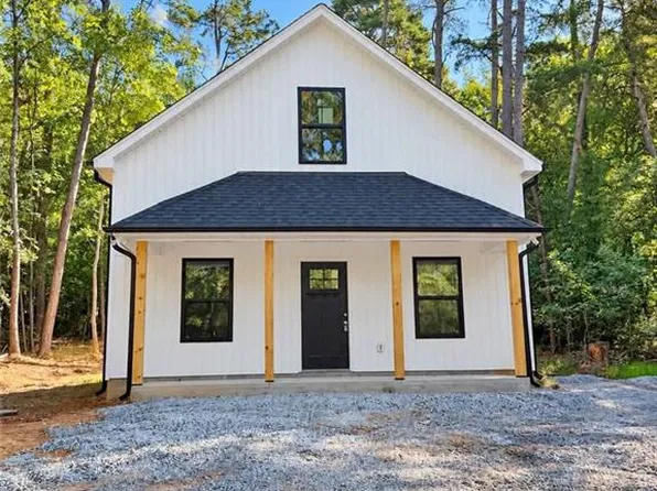 146 Hillcrest Rd, New London, NC 28127