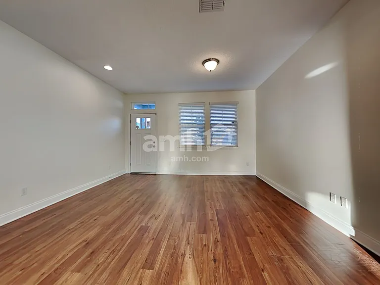 3275 Roundabout Dr — Photo 7