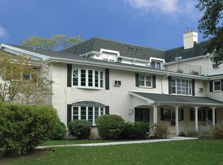 510 W Eastman St APT 2E, Arlington Heights, IL 60005