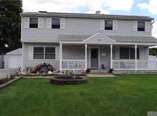 105 Beatrice Ave West Islip NY 11795 Zillow