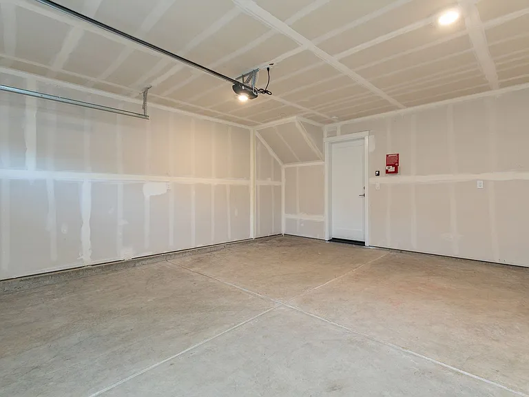 15423 Admiralty Way #B7 — Photo 38