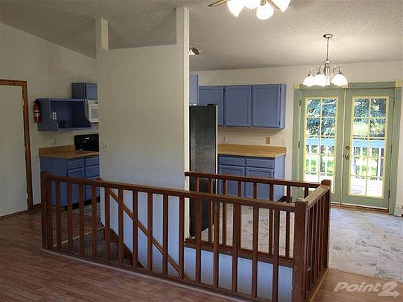 4th image of 3500 Conifer Dr