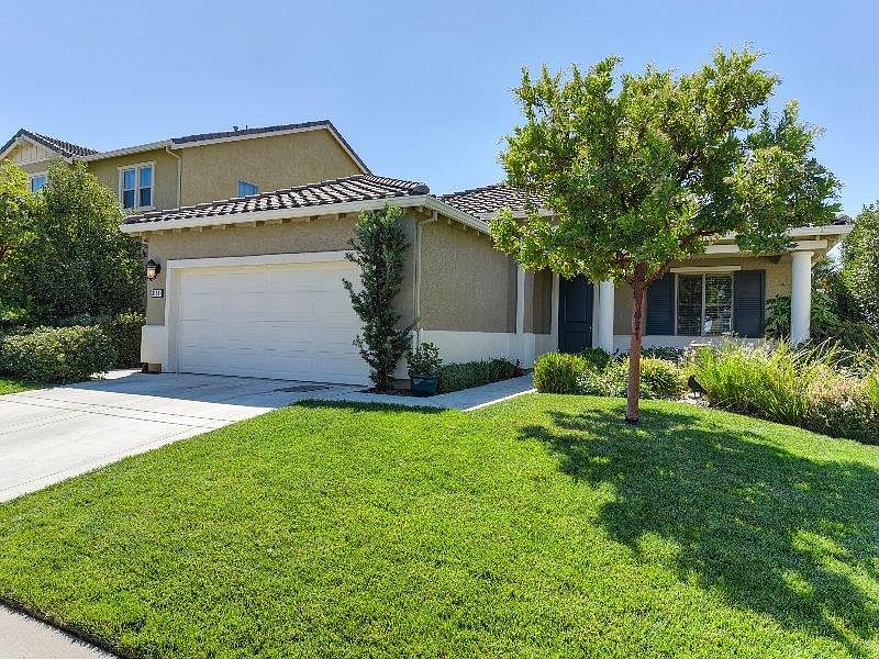 1st image of 3108 Acorn Glen Way