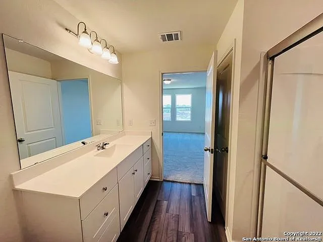 8907 Colony Mdw — Photo 22
