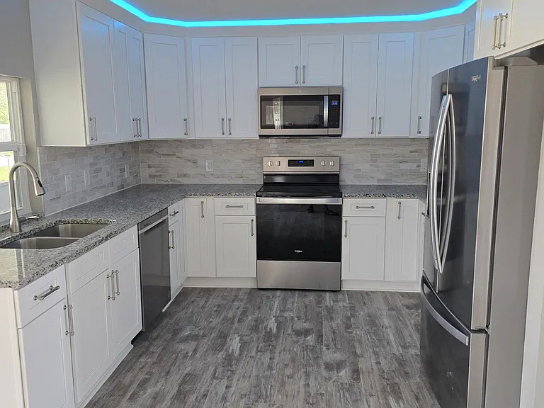 Kitchen - Teal LED