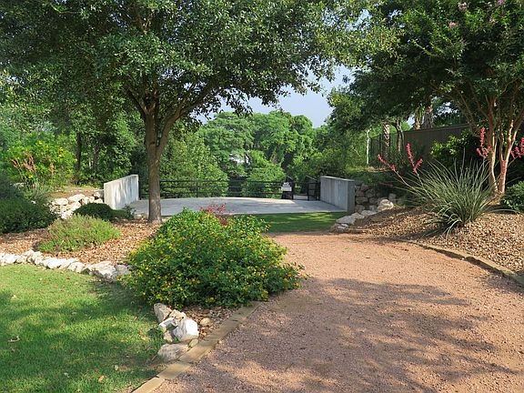 2nd image of 1321 Gruene Leaf Dr
