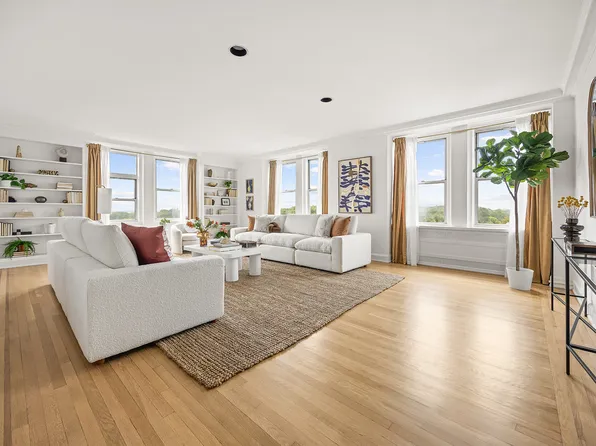 35 Prospect Park West image 1 of 15