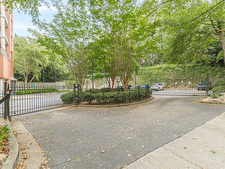 395 Central Park Pl NE #720 — Photo 49