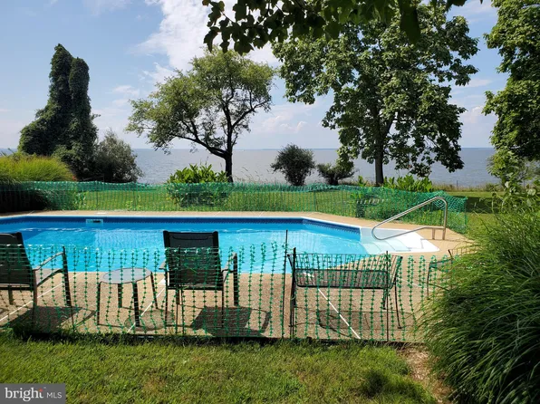 20381 Glanville Ln, Rock Hall, MD 21661