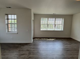 3604 S State St #3N, Chicago, IL 60609