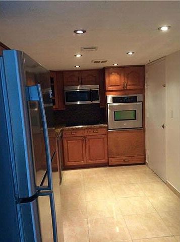 2nd image of 3801 S Ocean Dr APT 8K