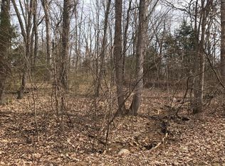 106 Bluebird Dr, Mammoth Cave, KY 42259