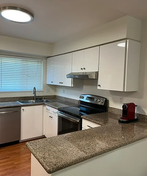 19 Pixley Ave #18 — Photo 1