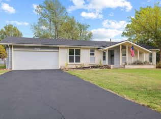 122 S Magnolia Ave, Republic, MO 65738