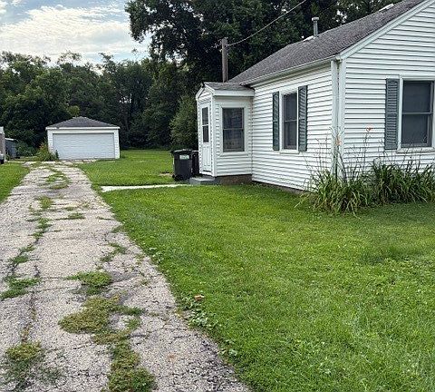 3rd image of 3S471 Pattermann Rd