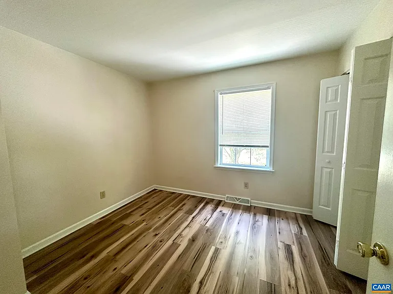 3159 Saddlebrook Ln — Photo 14