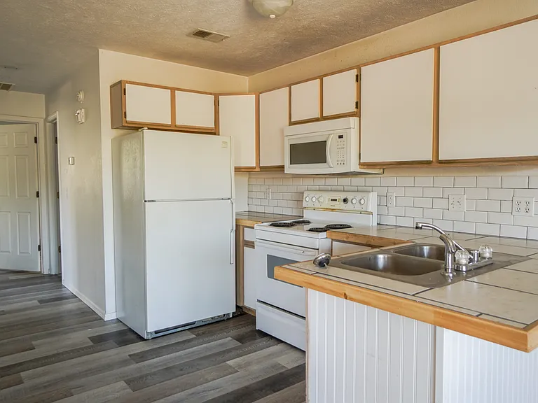 4 Fisher Creek Dr #1 — Photo 1