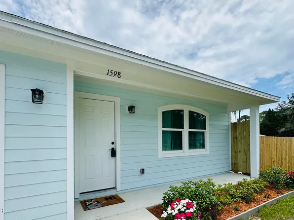 1598 Montgomery Ave, Holly Hill, FL 32117