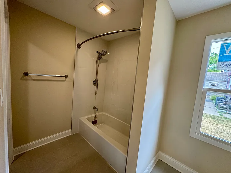 822 N Washington St #1 — Photo 11