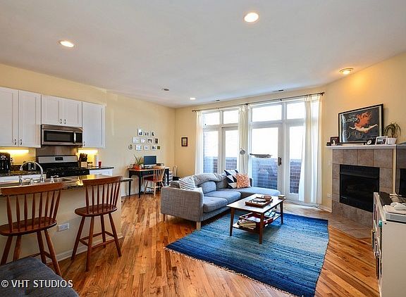 2nd image of 2251 W Saint Paul Ave APT 2G