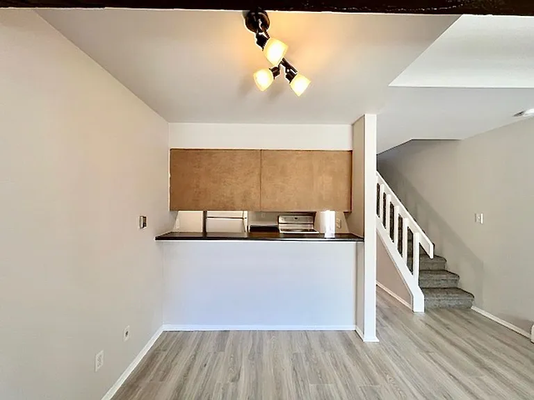 4319 N Carefree Cir — Photo 7