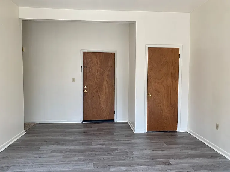 1140 Edgar Ave — Photo 7