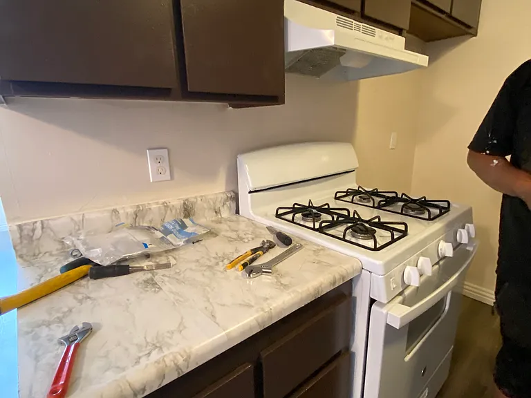 Segovia Apartments — Photo 12