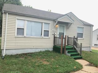 8211 Airport Rd, Saint Louis, MO 63134