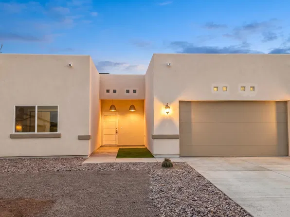 1851 Isabel Ct, Rio Rico, AZ 85648