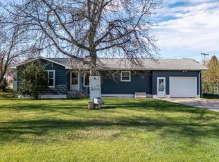 404 Eggert St, Turtle Lake, ND 58575