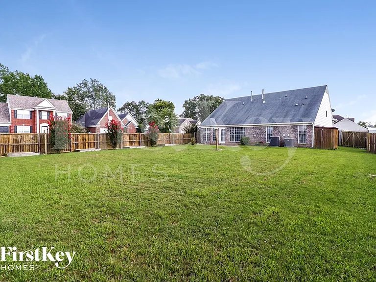 11690 Brayton Cv — Photo 15