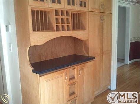 kitchen1.jpg
