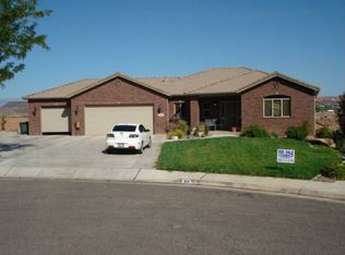 1541 S Boulder Cove Cir, Saint George, UT 84790