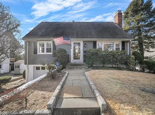 182 Harding Dr, New Rochelle, NY 10801