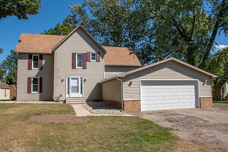 1st image of 54116 Sweetwater Dr