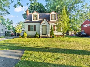4165 Norway Pl, Hamburg, NY 14075