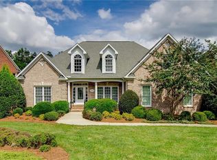 203 Pearce Dr, Jamestown, NC 27282