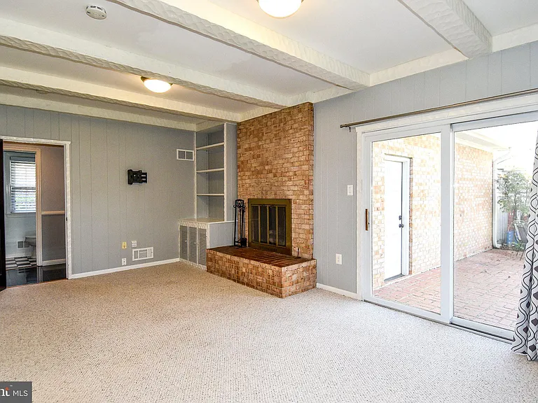 9309 Reef Ct — Photo 19