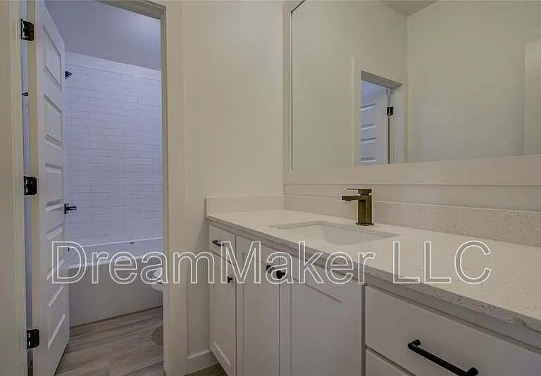 203 Hope Ave — Photo 31