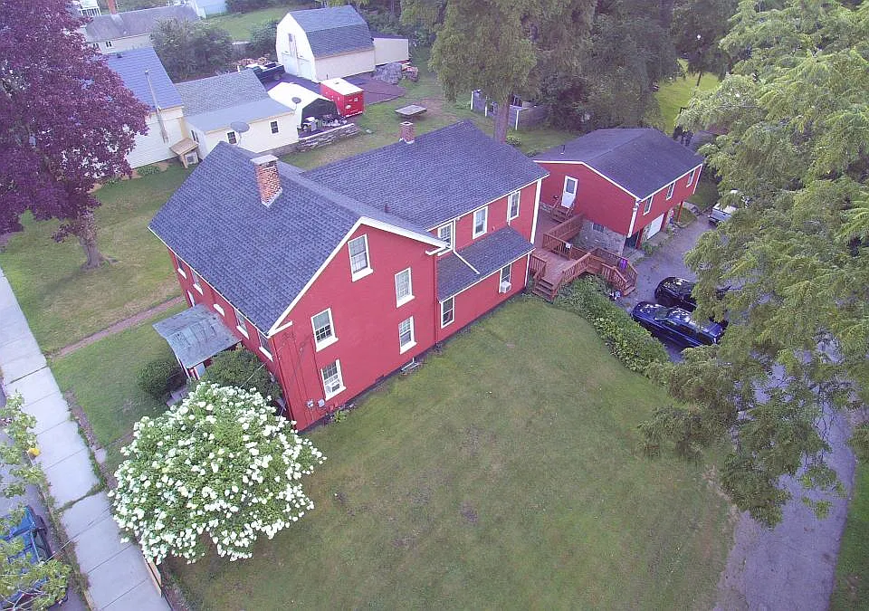 56 High St
