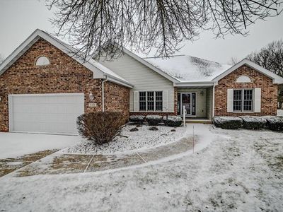 113 Glenn Drive, Cottage Grove, WI, 53527