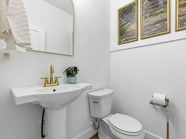 916 Waterview Dr — Photo 13