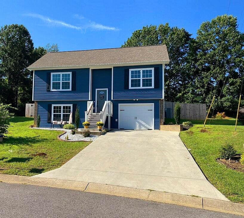 1091 Snowden Ter, Johnson City, TN 37601 Zillow