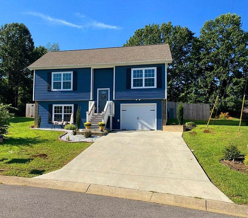 1091 Snowden Ter, Johnson City, TN 37601 Zillow