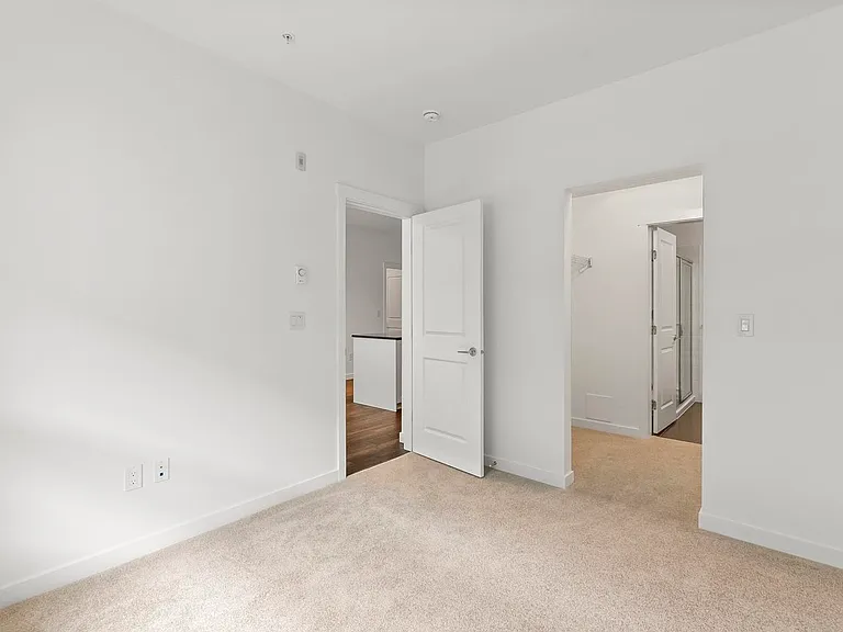 15735 85th Ave #312 — Photo 11