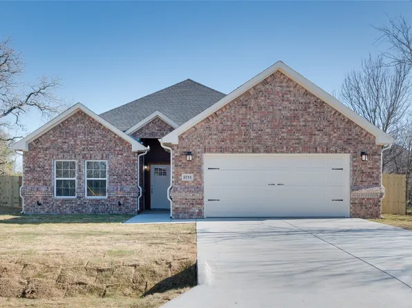 5711 Belaire Cir, Granbury, TX 76048