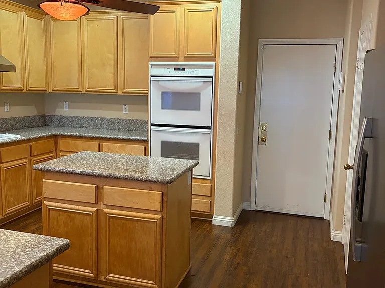 12359 Kern River Dr — Photo 23