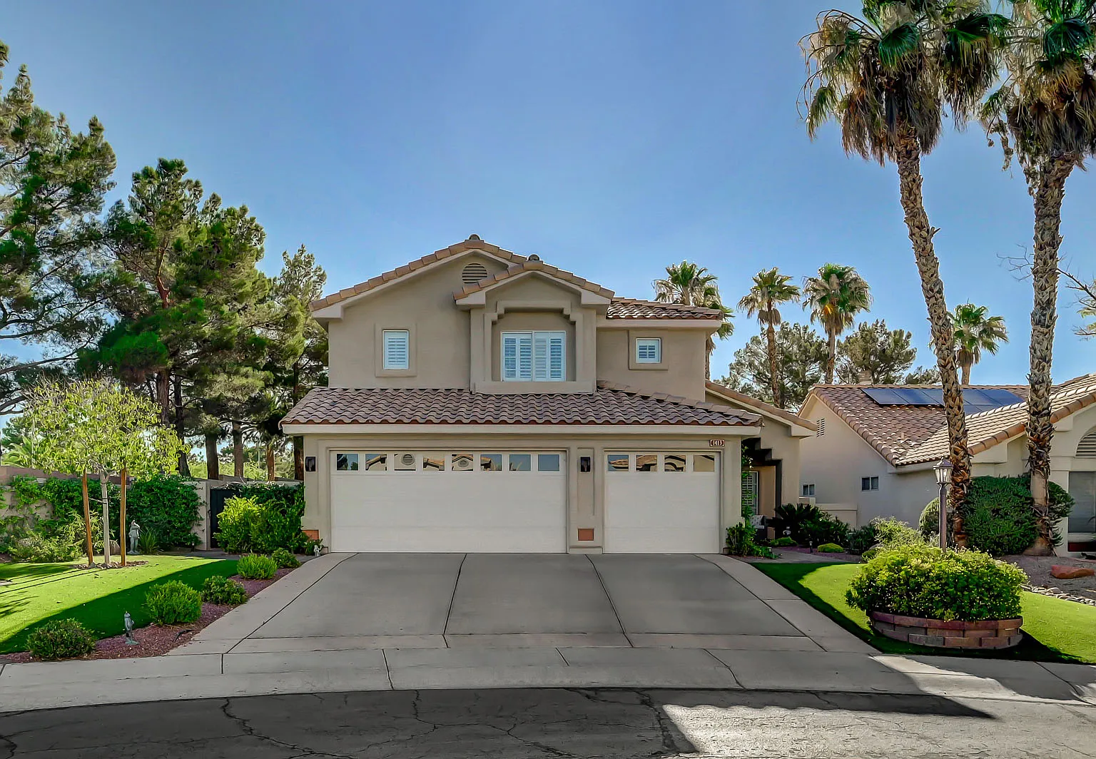 4 bed, 2896 sqft, $3,895 — Photo 2