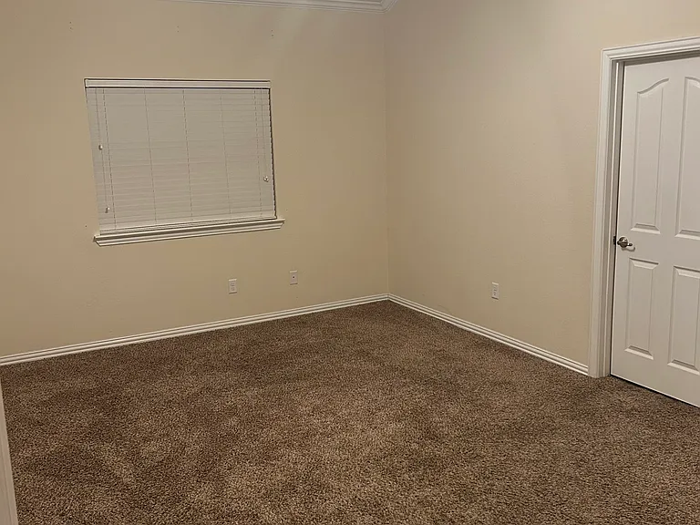4314 Payton Manor Ln — Photo 14