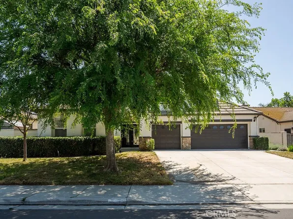 5840 Redhaven St, Corona, CA 92880